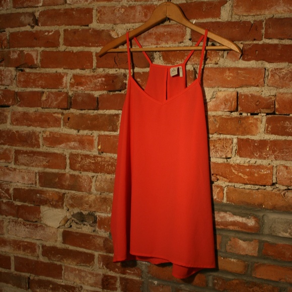Anthropologie Tops - Anthropologie Paper Crane Coral Racerback Tank Top Anthropologie Tops - Anthropologie Paper Crane Coral Racerback Tank Top